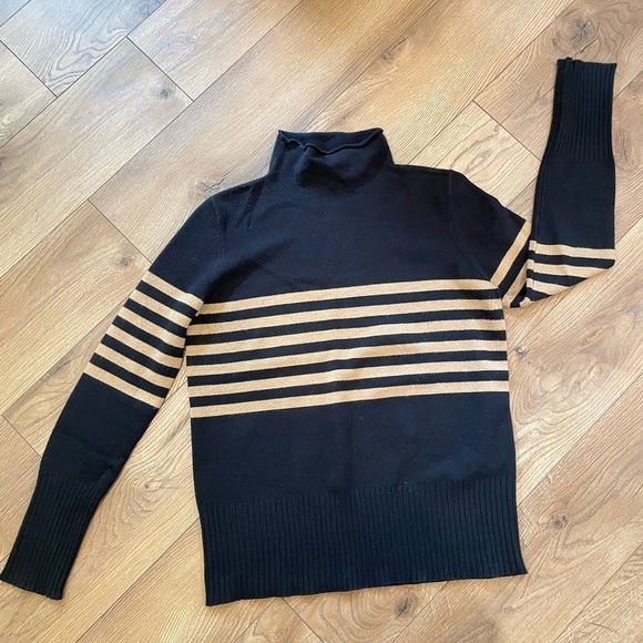 French Connection Sweaters - French Connection Women’s Baby Soft Fitted Striped Sweater Size M Black Beige